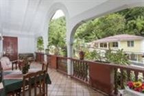 Roseau Valley Hotel エクステリア 写真